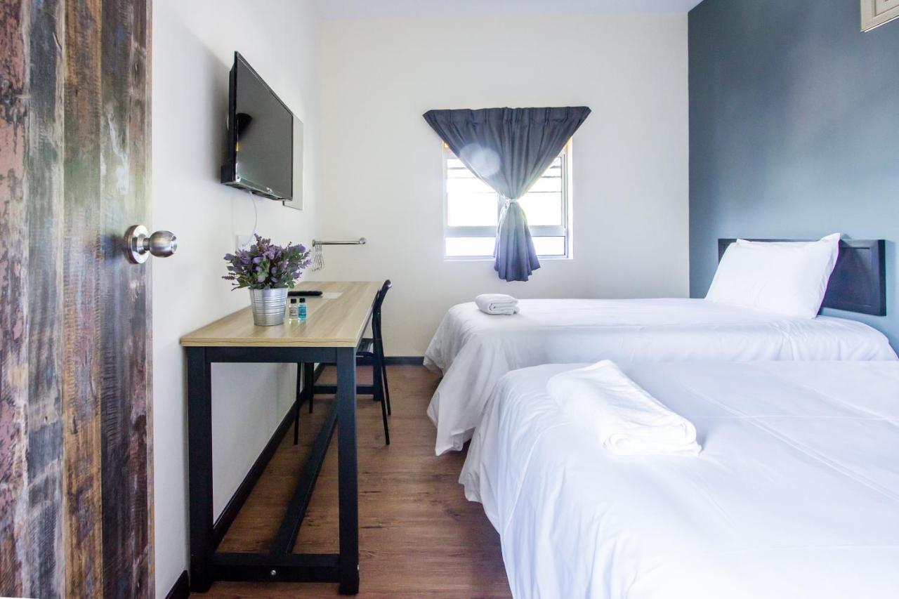 Explore 5Br Gardenhouse Retreats Баттерворт Екстер'єр фото