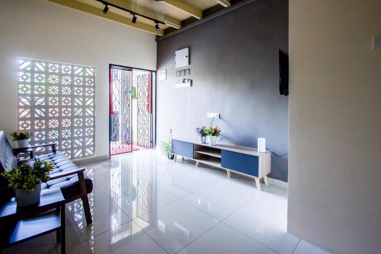 Explore 5Br Gardenhouse Retreats Баттерворт Екстер'єр фото